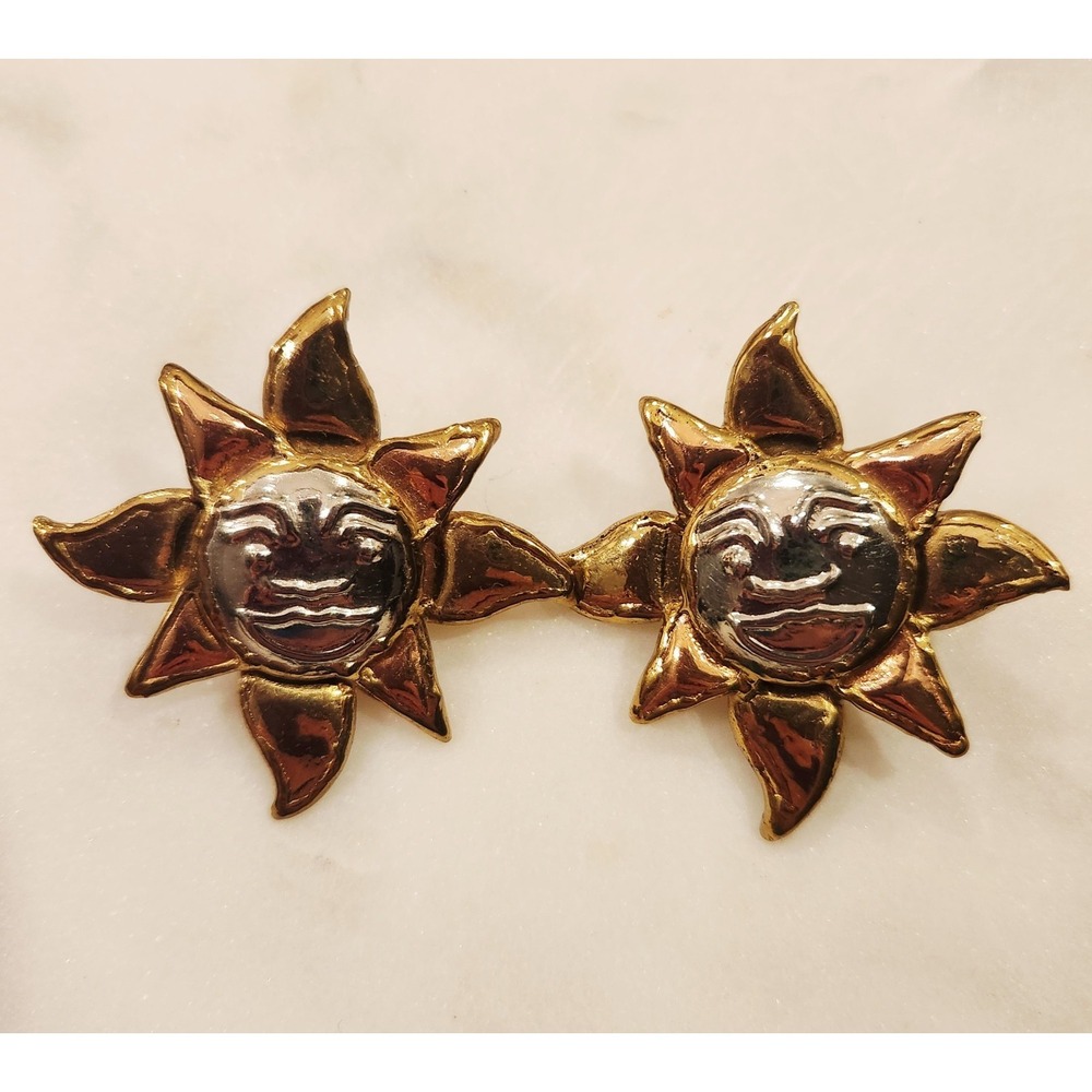 Vintage Sun Face Earrings Gold Tone Celestial Smiling Whimsical Sunburst Sky